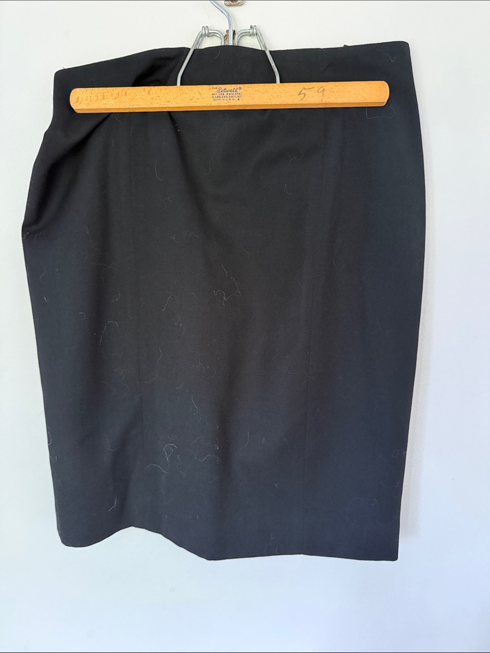 Women's Black Pencil Skirt - Sleek Office Staple